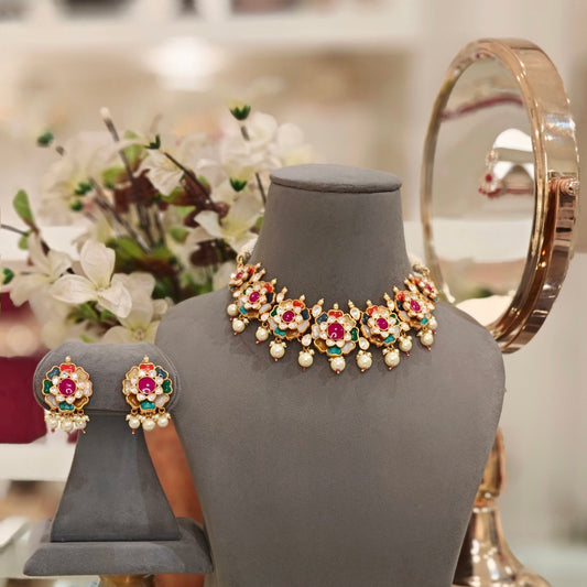 Anika Navrattan Choker Set