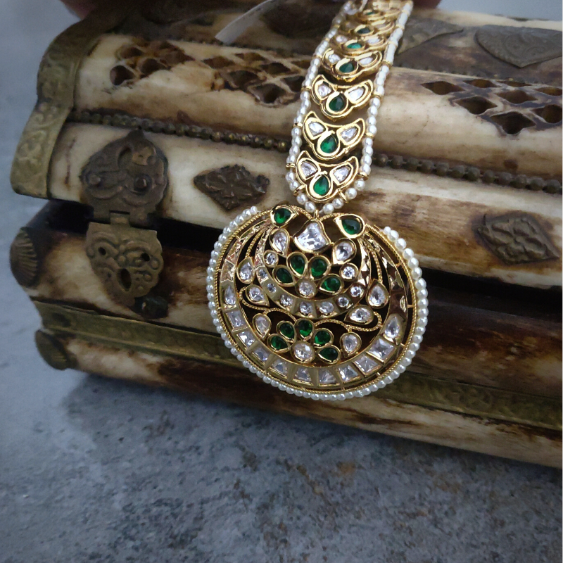 Jasmine Polki Maangtikka (Green)