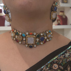 Vedushi designer choker