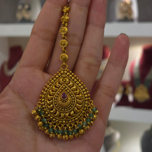 Anaya  Antique  Maangtikka