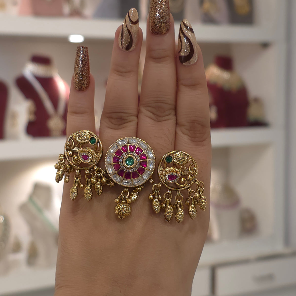 Muskan golden ring