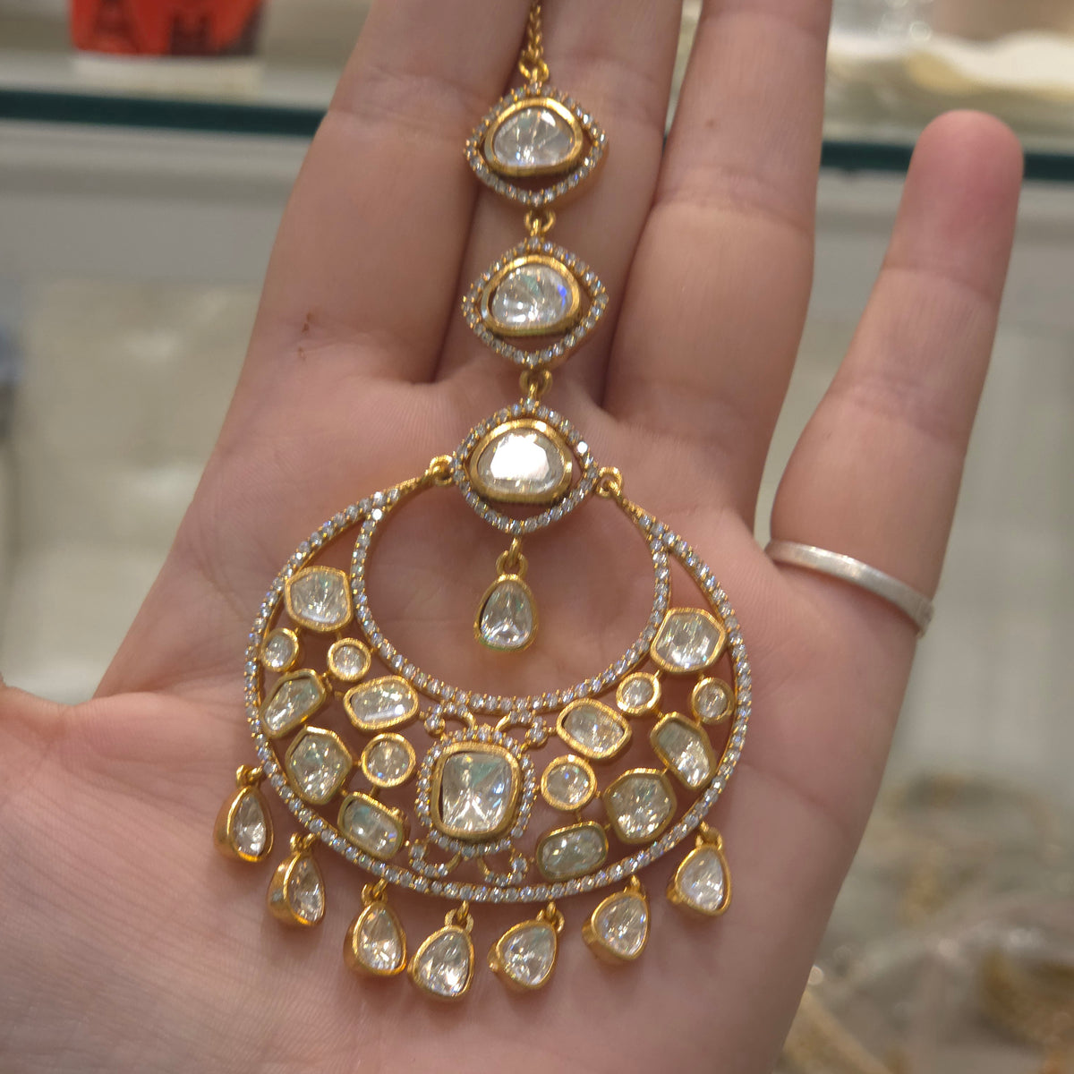 Ishani Moissanite Tikka