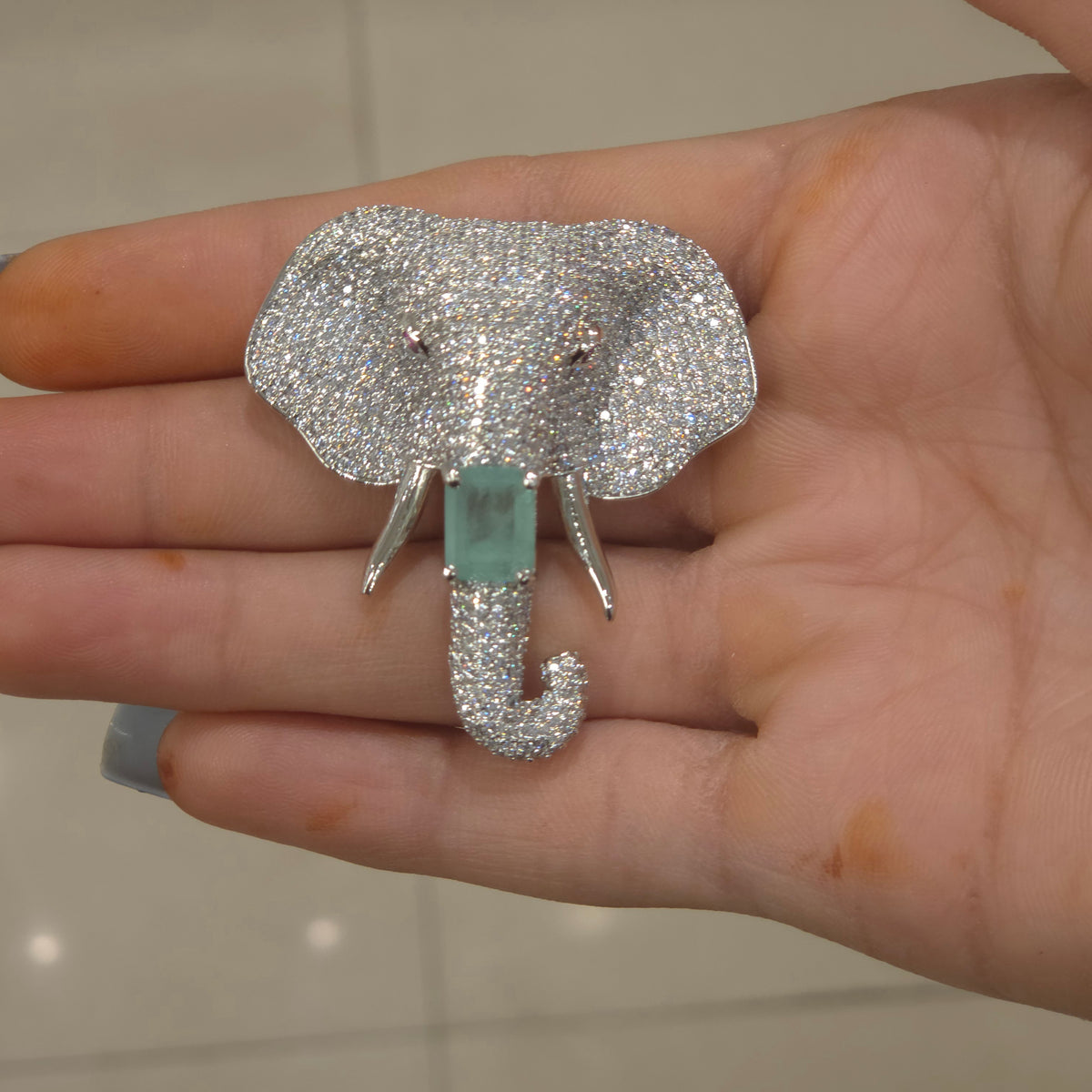 Samar Ad brooch