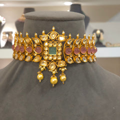 Trishla golden moissanite polki choker