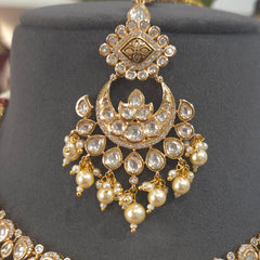Roshni gold coloured set