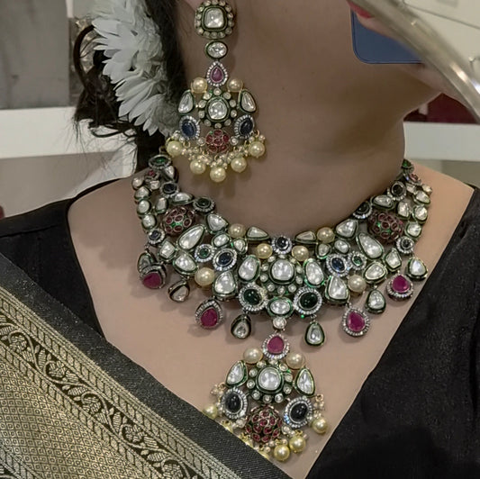 Aarohi Navratan necklace set