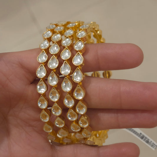 Sazia kundan polki bangles