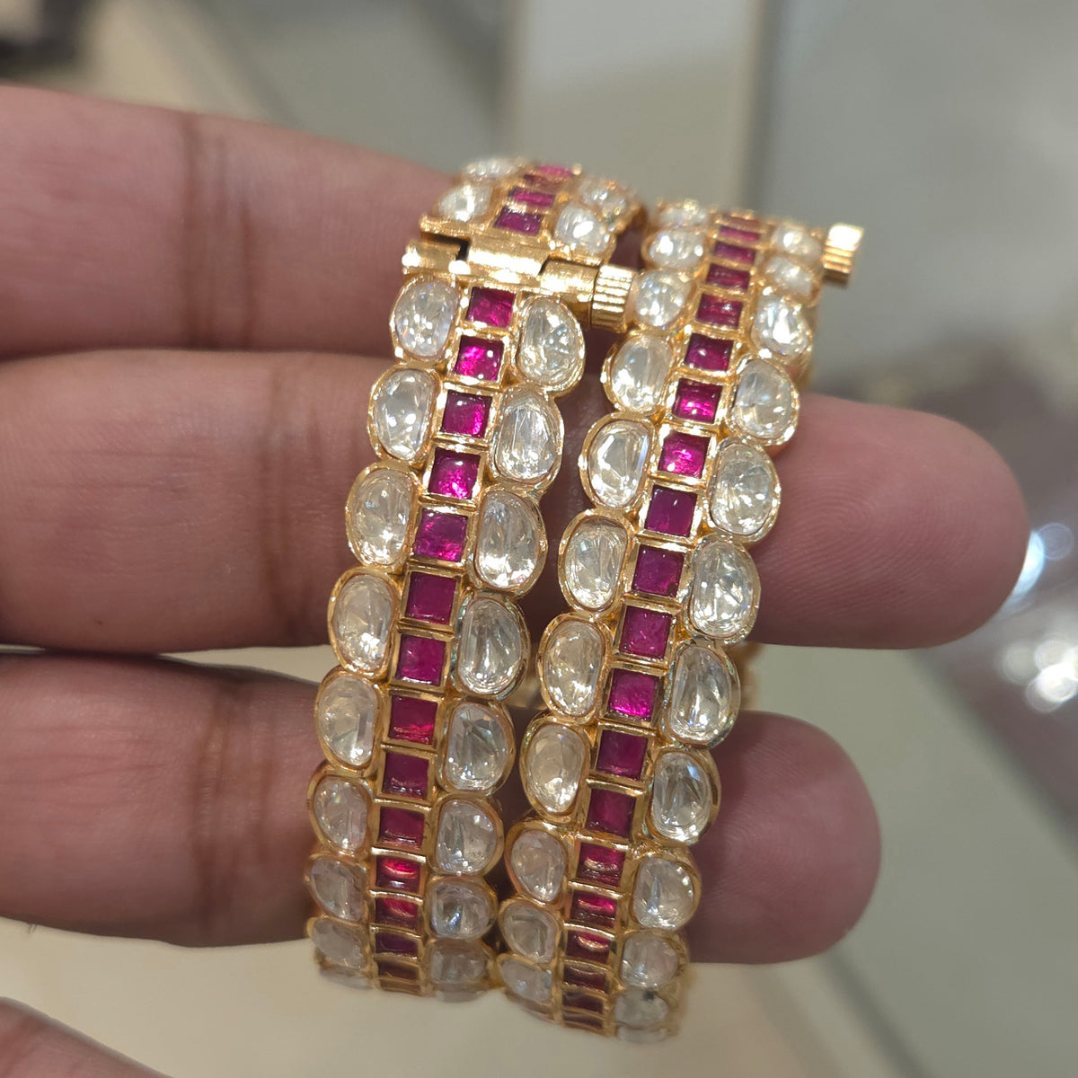 Raavi moissanite polki bangles
