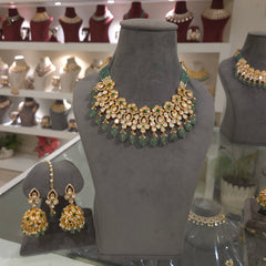 Mridula Moissanite set