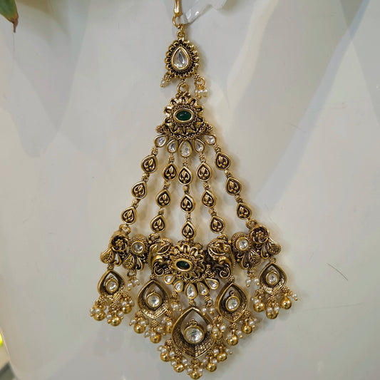 Meenu golden passa