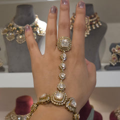 Sonia Moissanite polki Hathphool