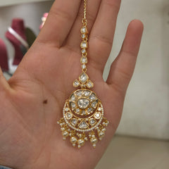 Shivpriya Polki Maangtikka