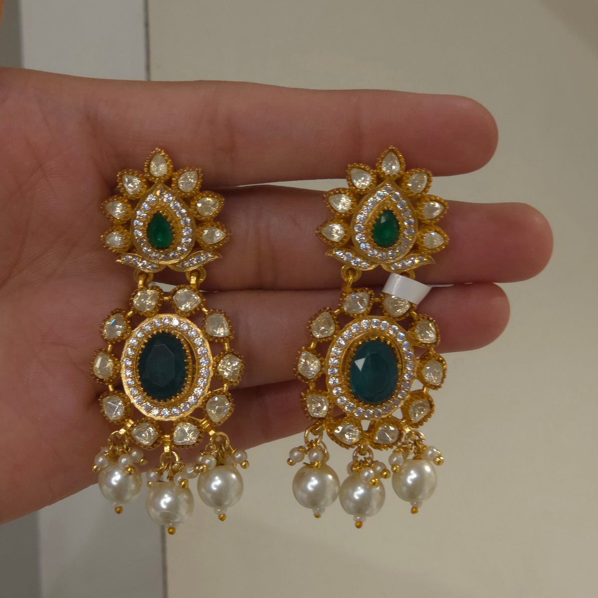 Rupenzal Polki jhumka