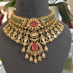 Avnashi bridal set