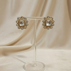 Bani moissanite studs
