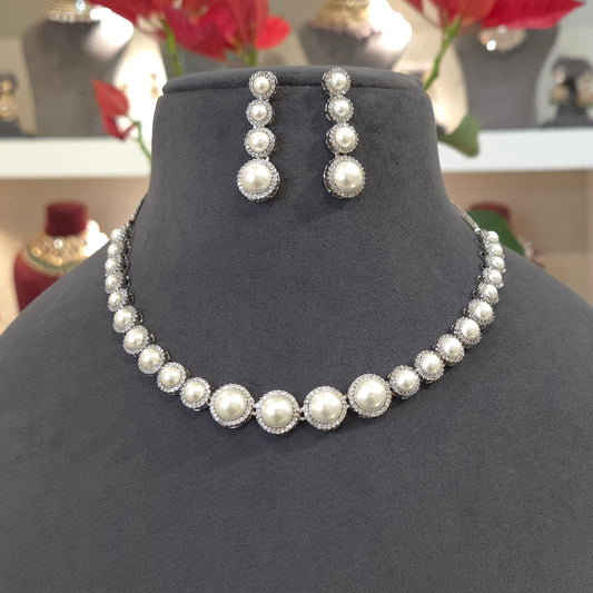Ishika A.D necklace set