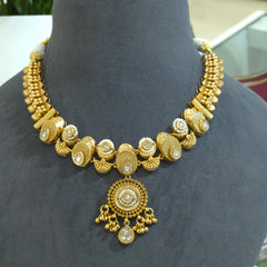 Anukriti necklace Golden set