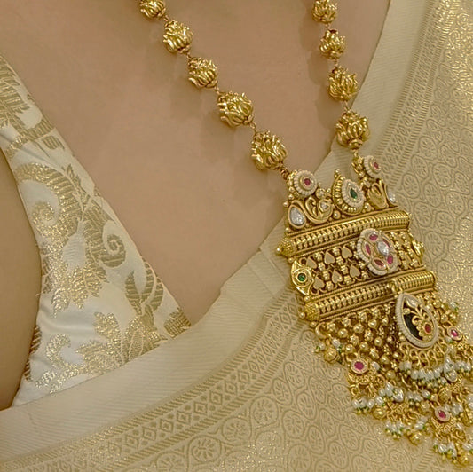 Raghvi antique golden set