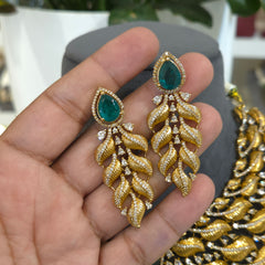 Ria antique golden ad set