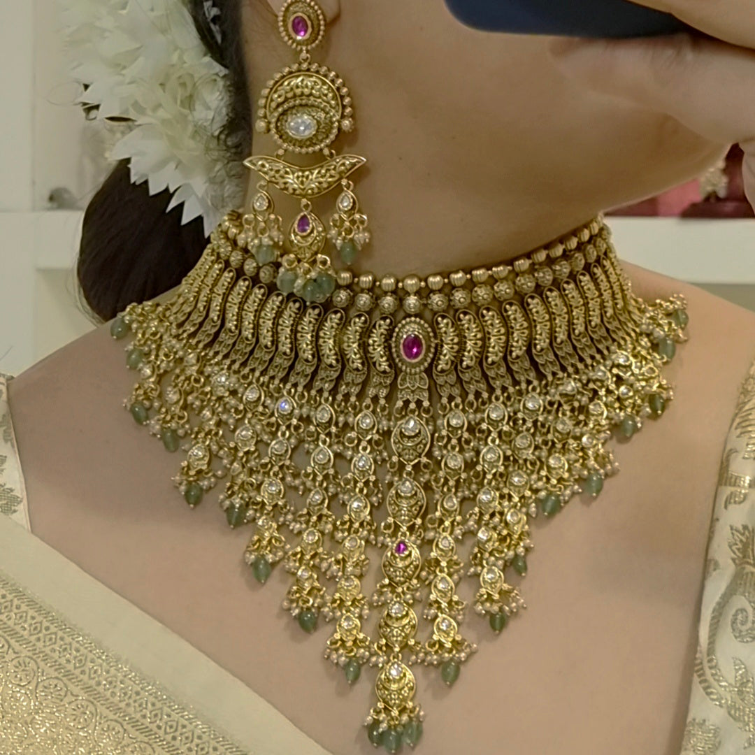 Kanika Antique choker Set