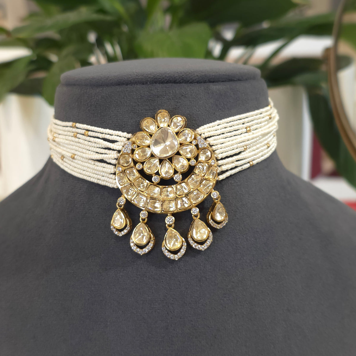 Anvi Mossanite  polki set