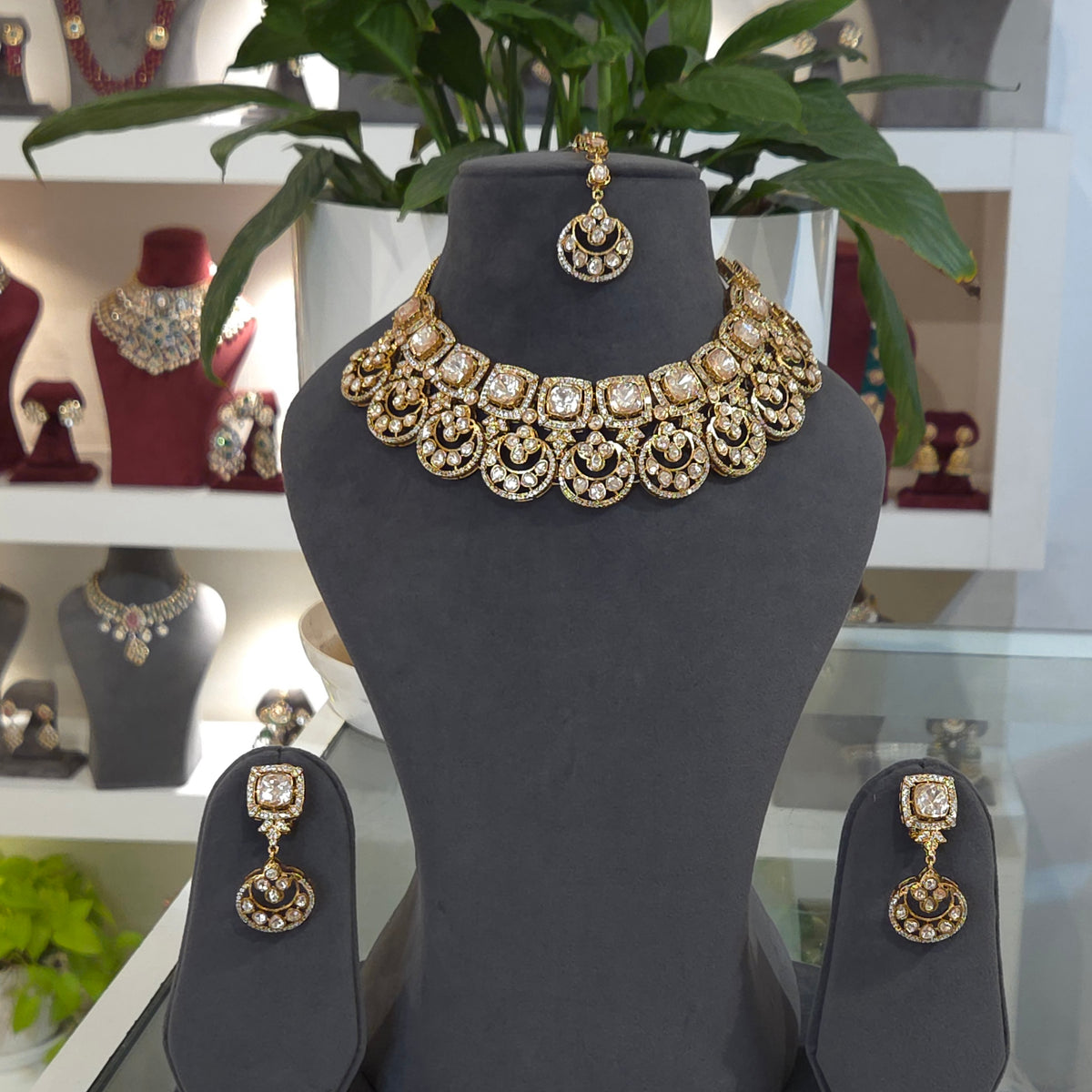 Mirana moissanite polki set