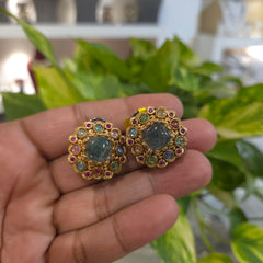 Veeni sabya studs