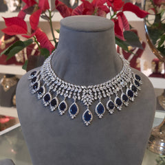 Urvi Ad necklace set