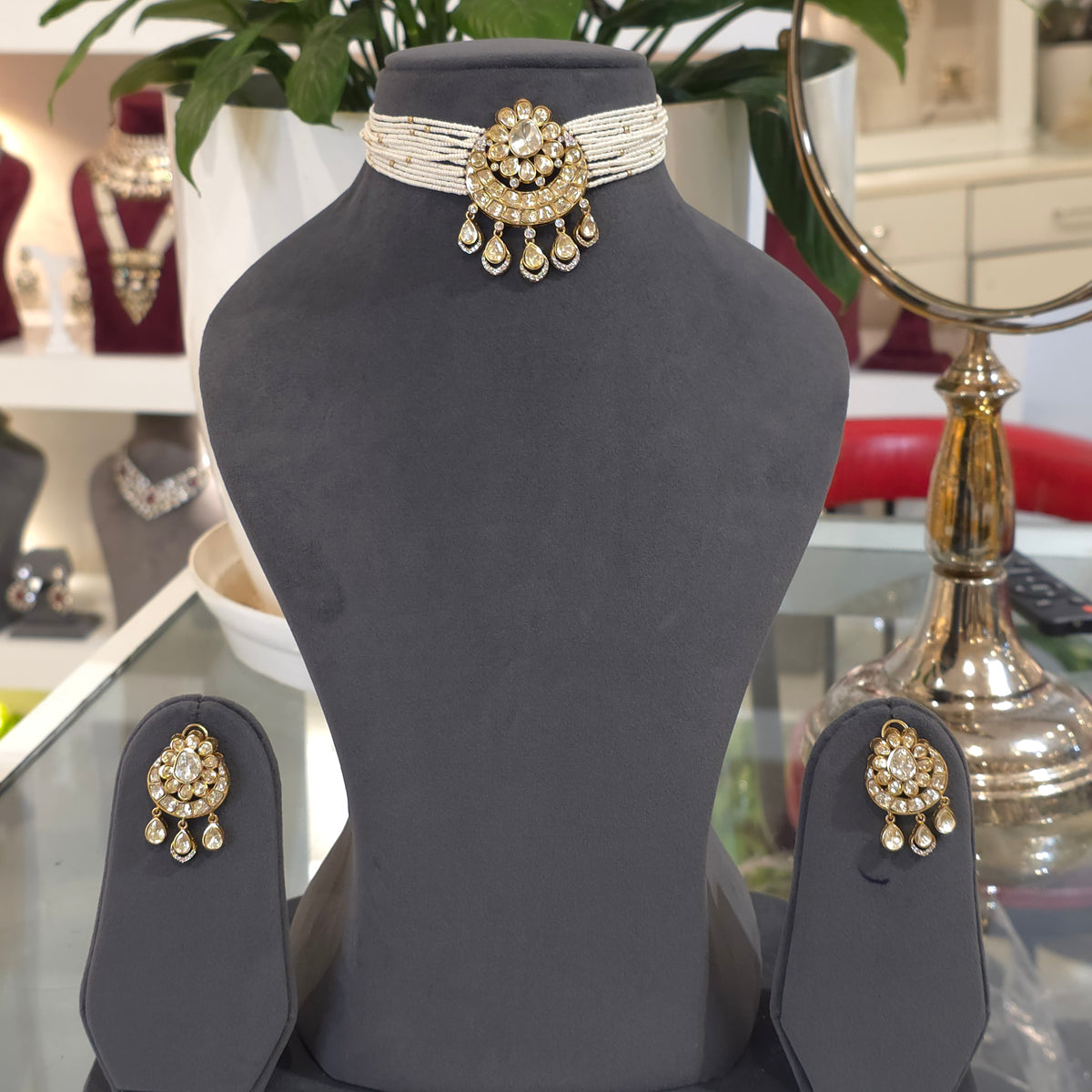 Anvi Mossanite  polki set