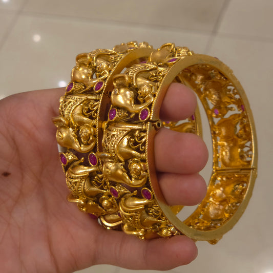 Jacqleen Antique gold bangles