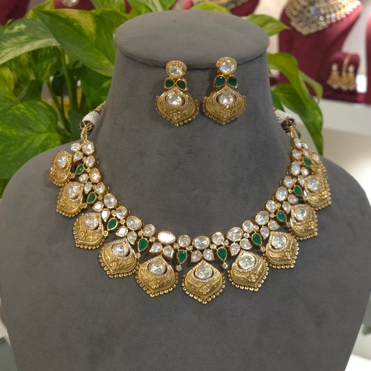 Avneet Antique polki set