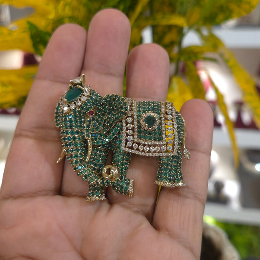 Royal Giri cz brooch