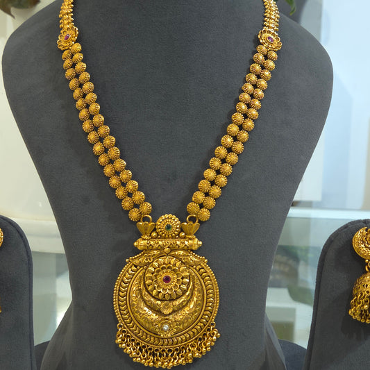 Vivaah Antique golden set