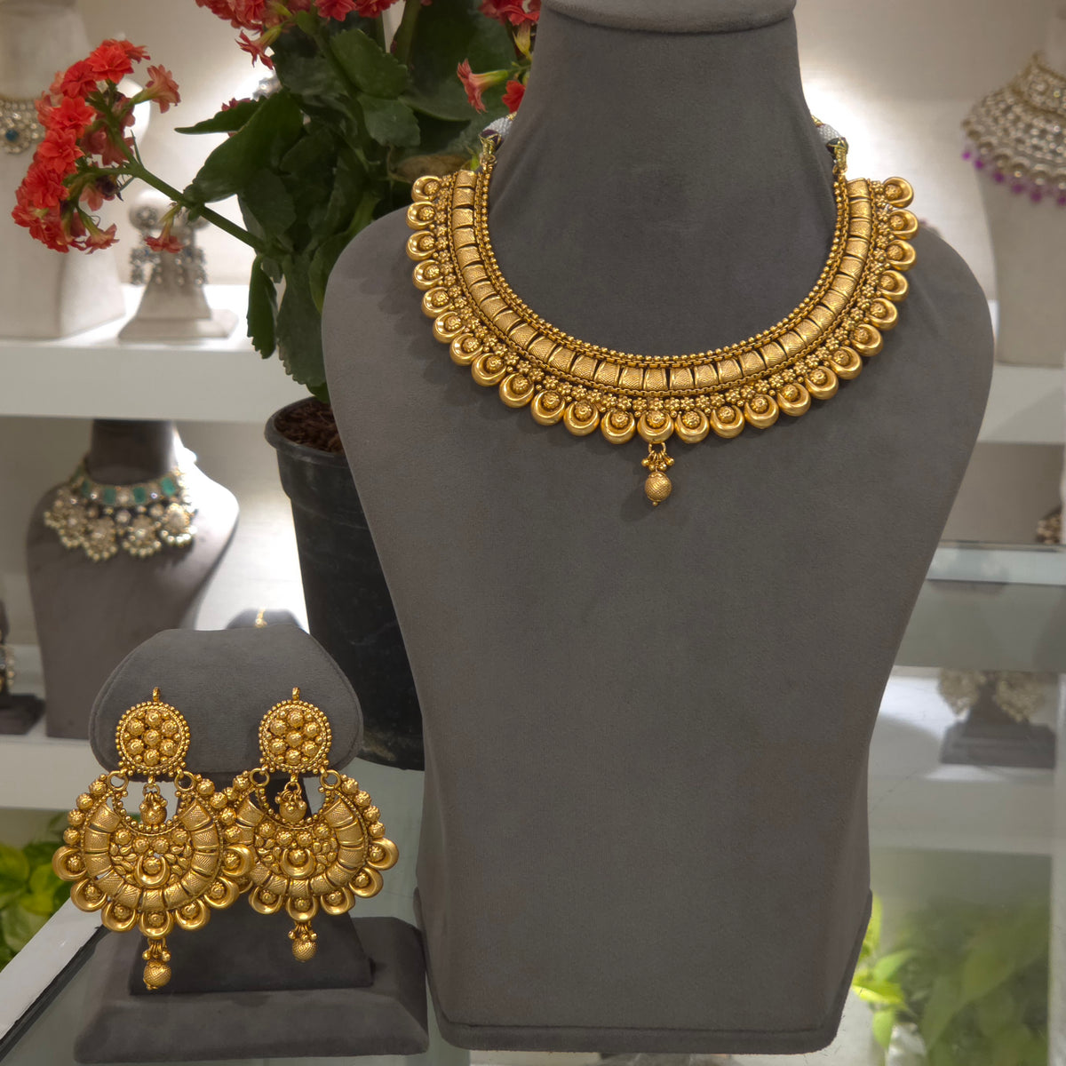 Basant Antique gold necklace set