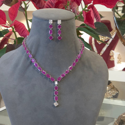 Lily Ad necklace set