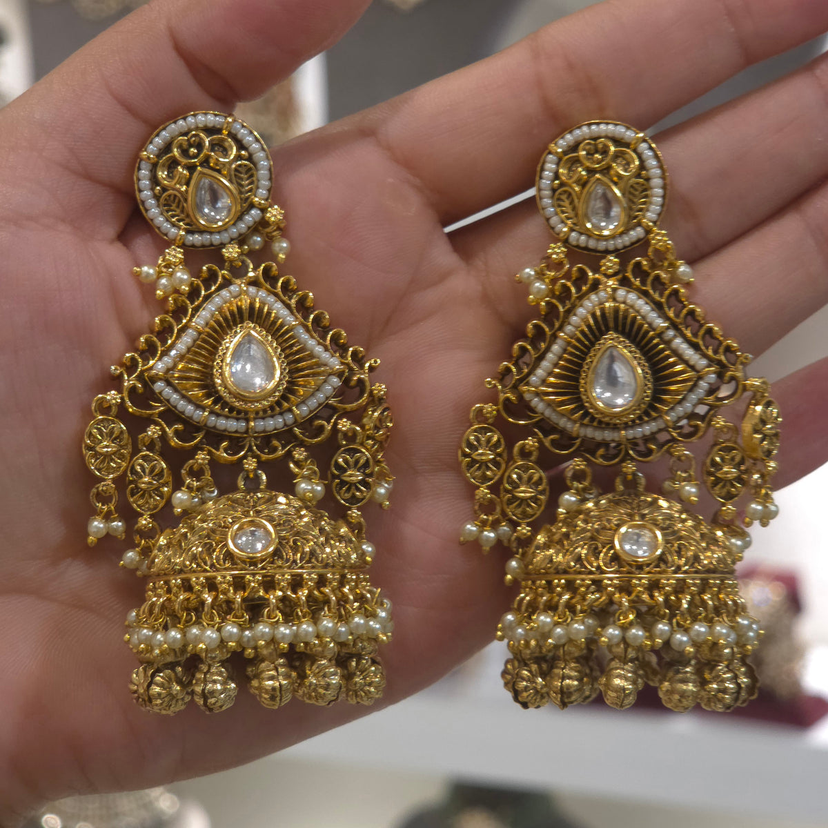 ALOKIKA polki jhumka