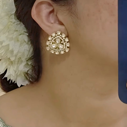 Niharika moissanite studs