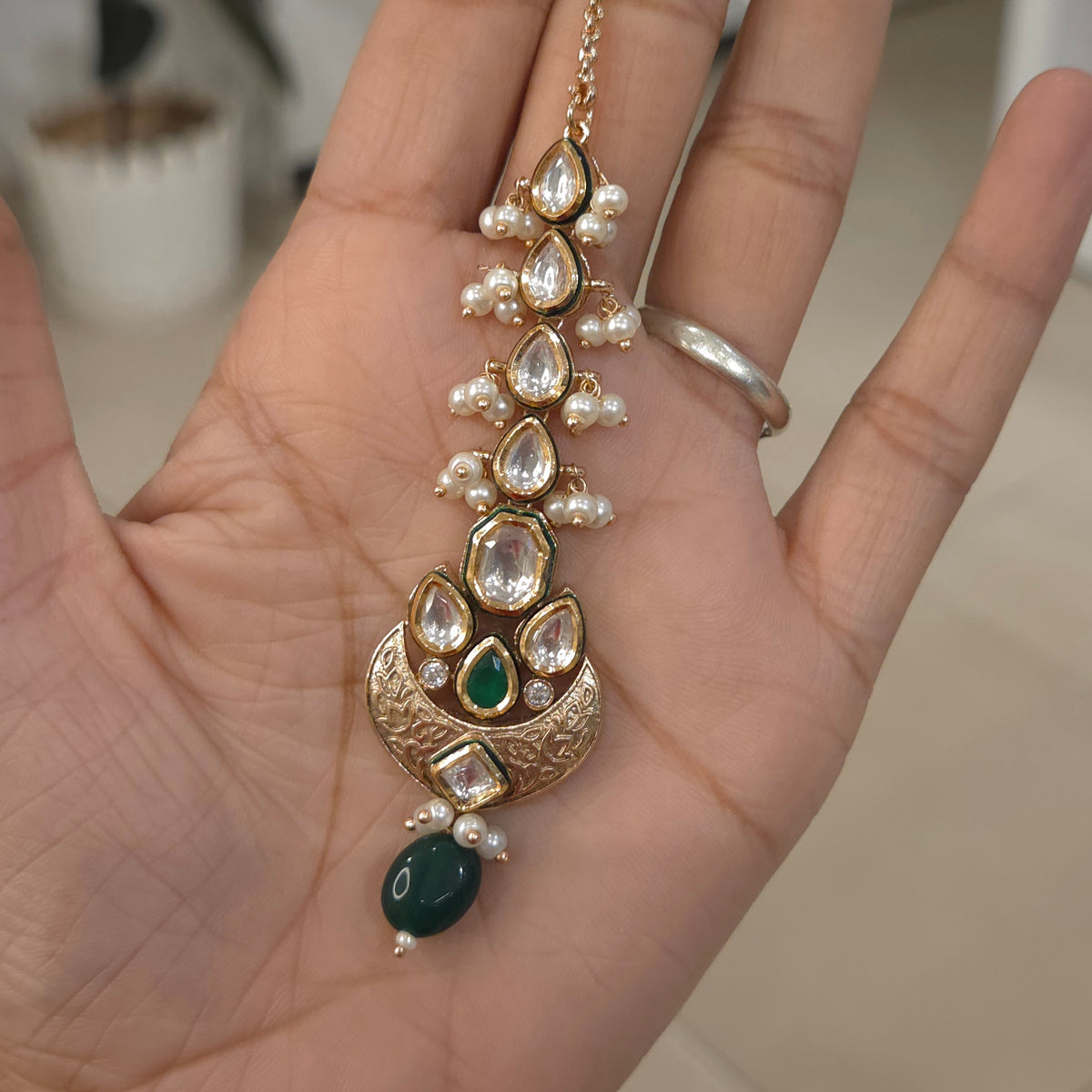 Trisha kundan polki maangtikka