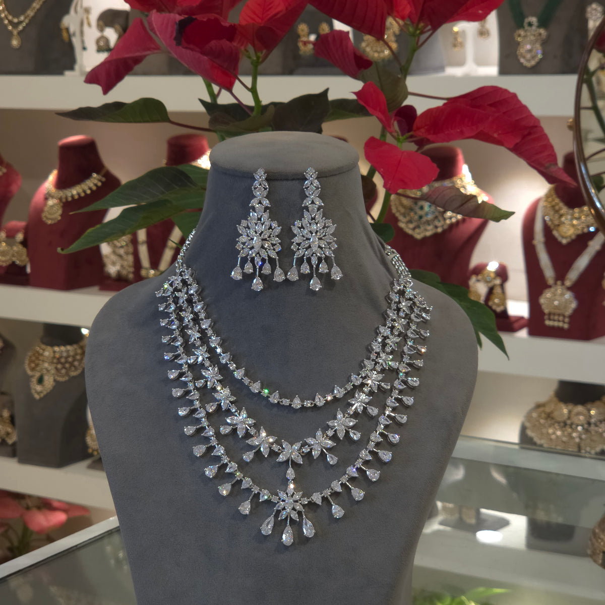 Prisha Ad necklace set