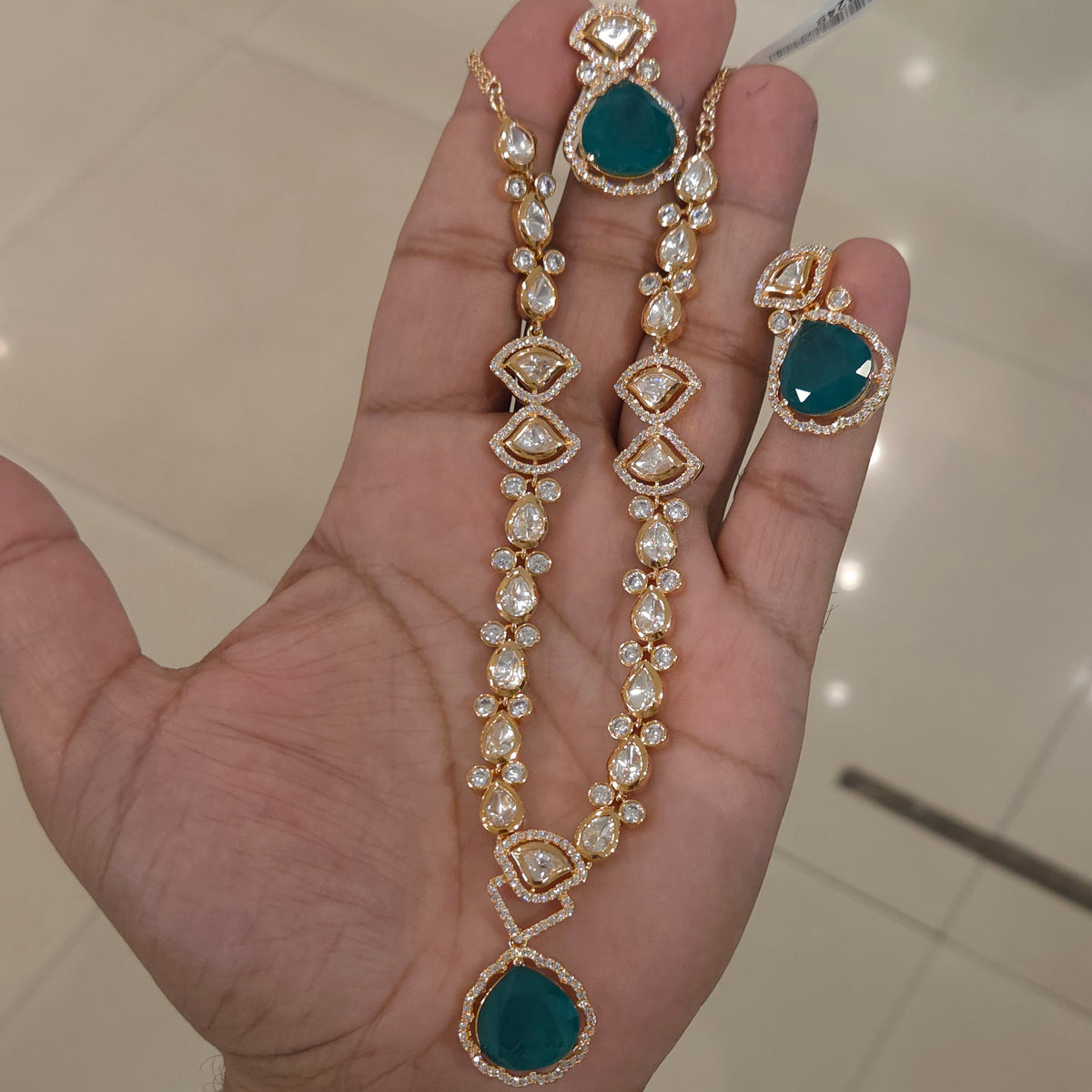 Neelam polki set