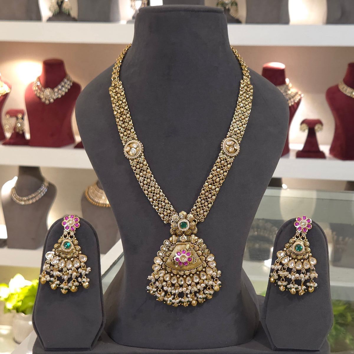 Chestha antique heritage set
