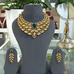 Ria antique golden ad set