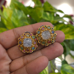 Veeni sabya studs