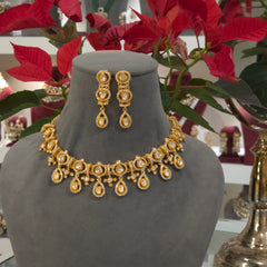 Disha Moissanite Polki necklace set
