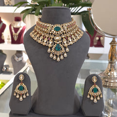 Avnashi bridal set