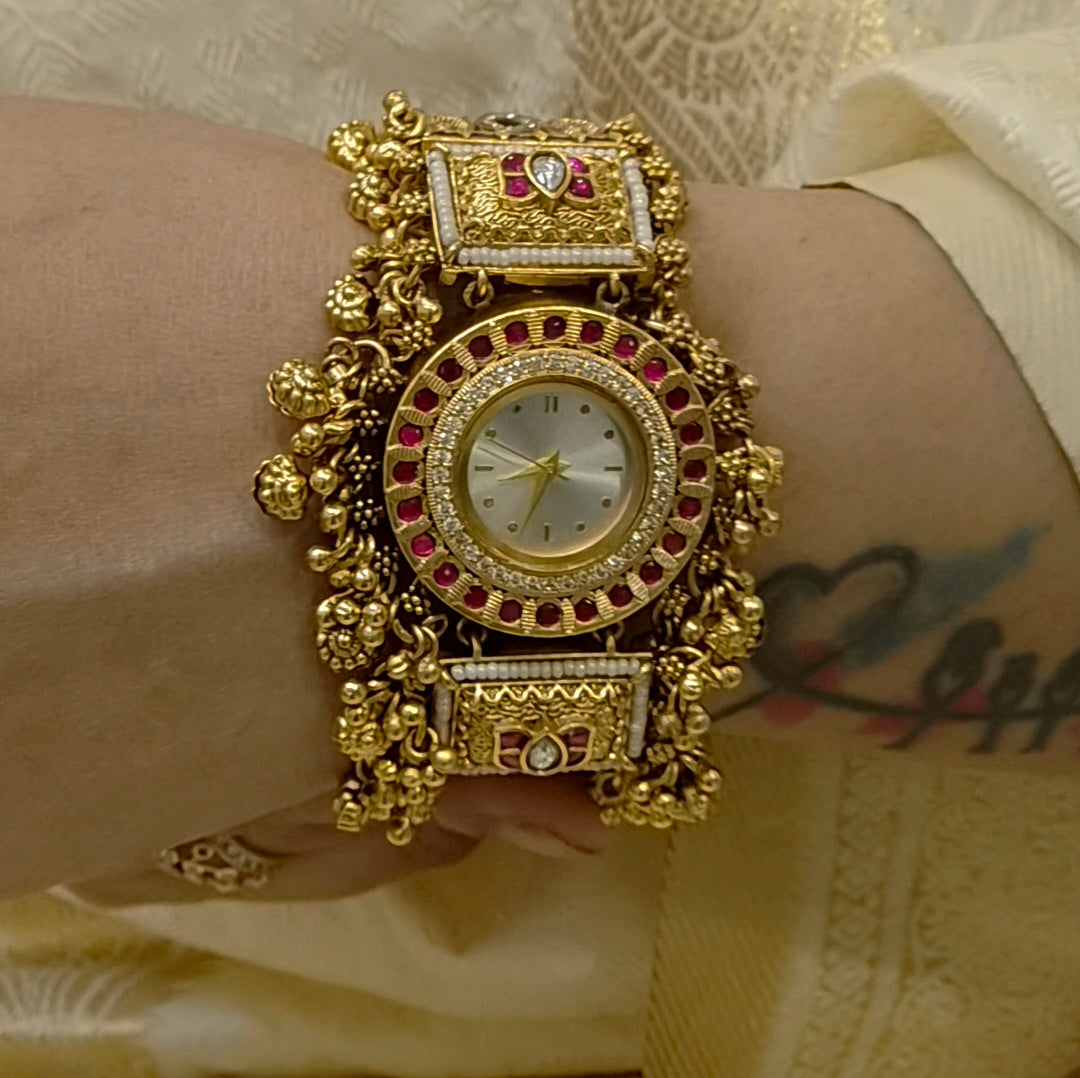 Rubina antique gold watch