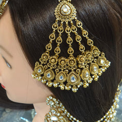 Shalini golden passa