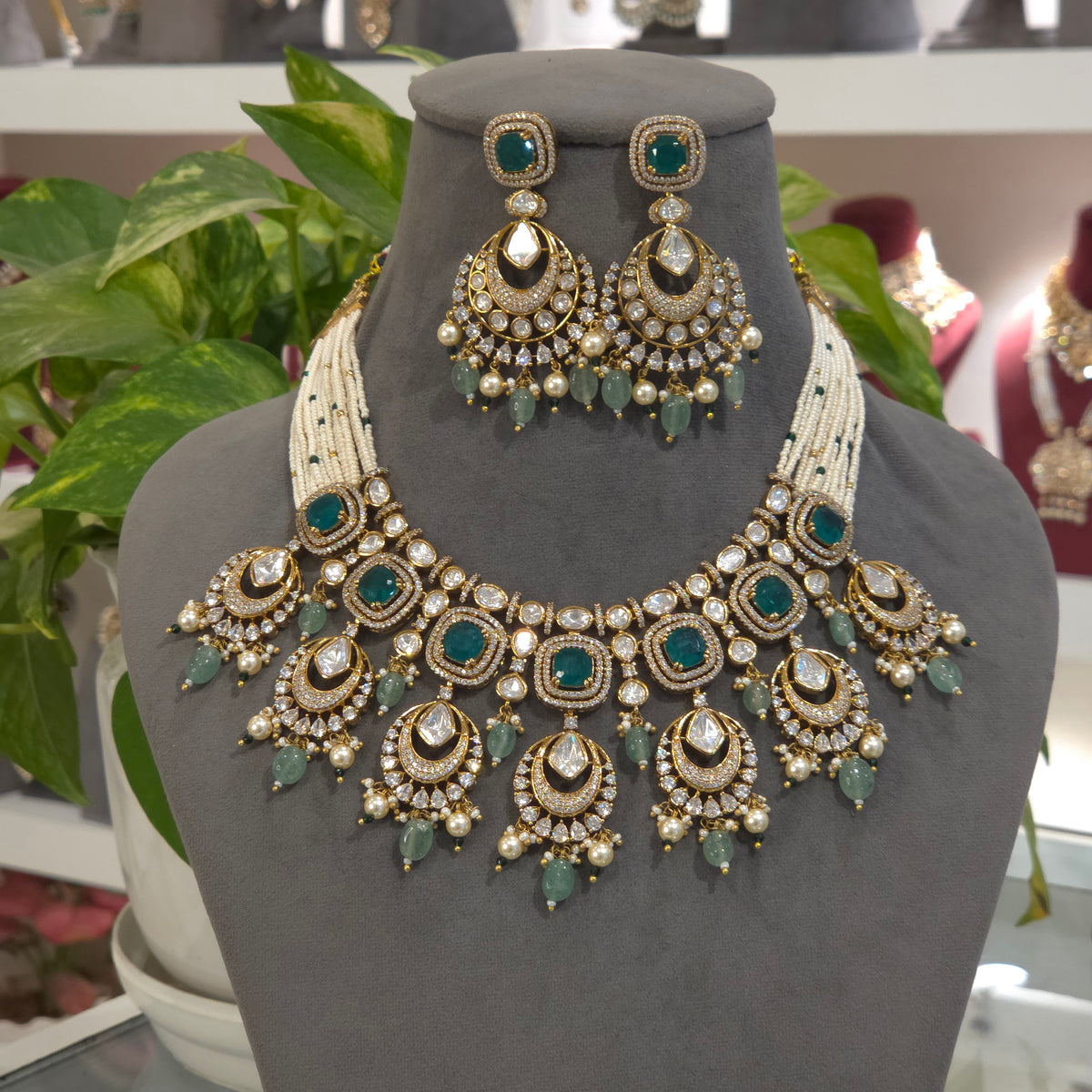 Shrishti Antique polki set
