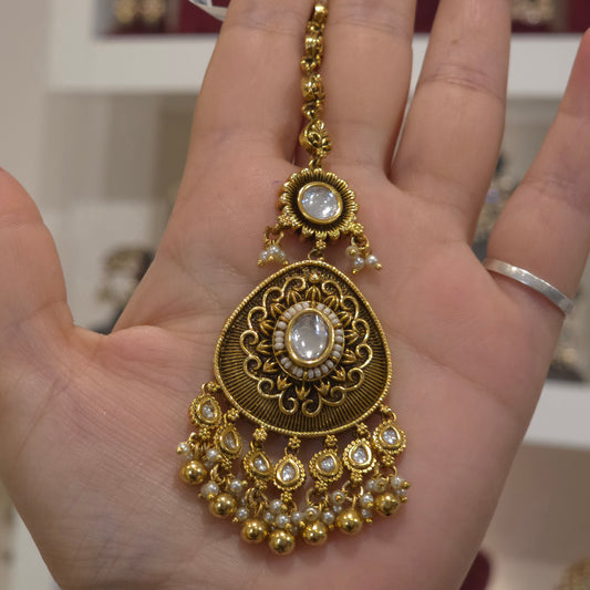 Akruti Antique   Maangtikka