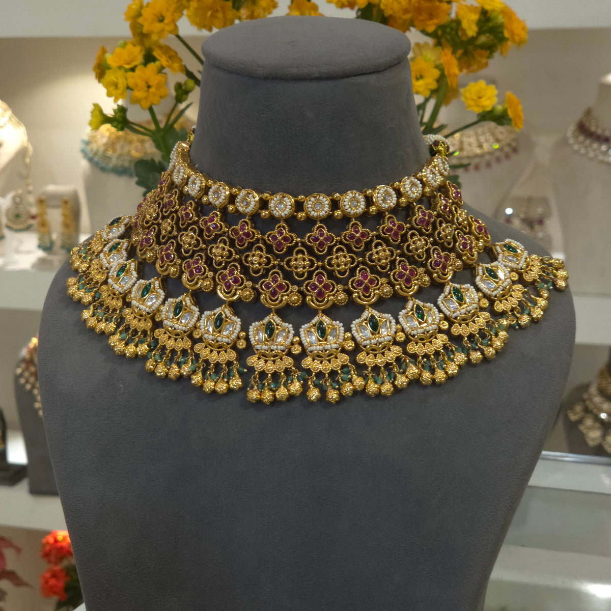 Malini golden polki set